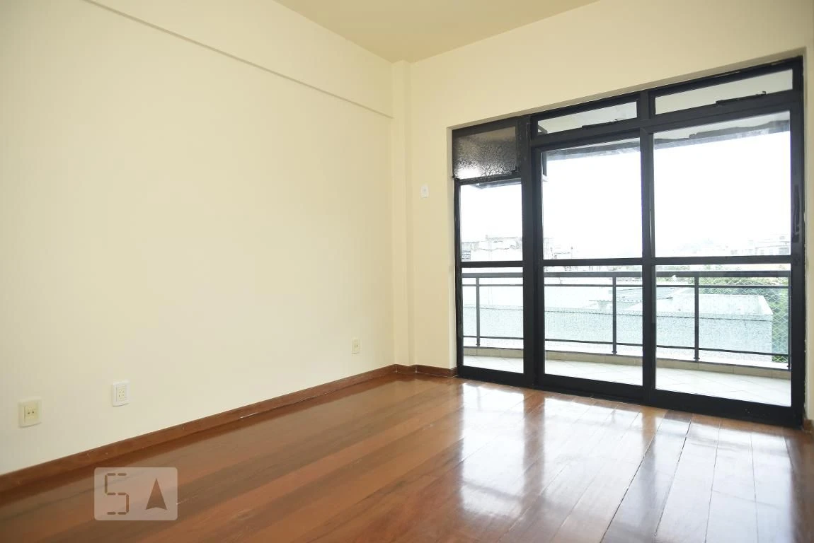 4-bedroom apartment (2 en-suite) with separate kitchen — photo 41