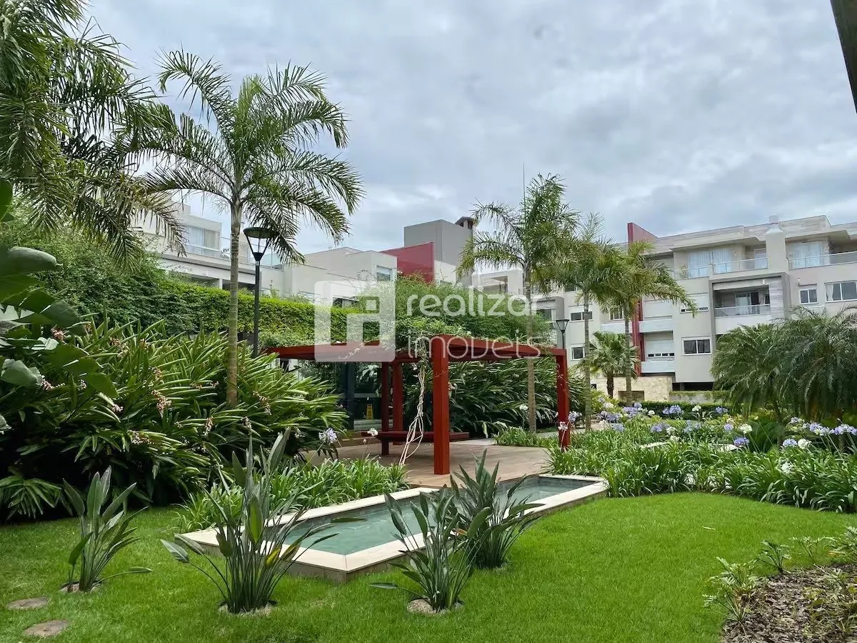 Furnished 2-bedroom apartment with private garden — photo 12