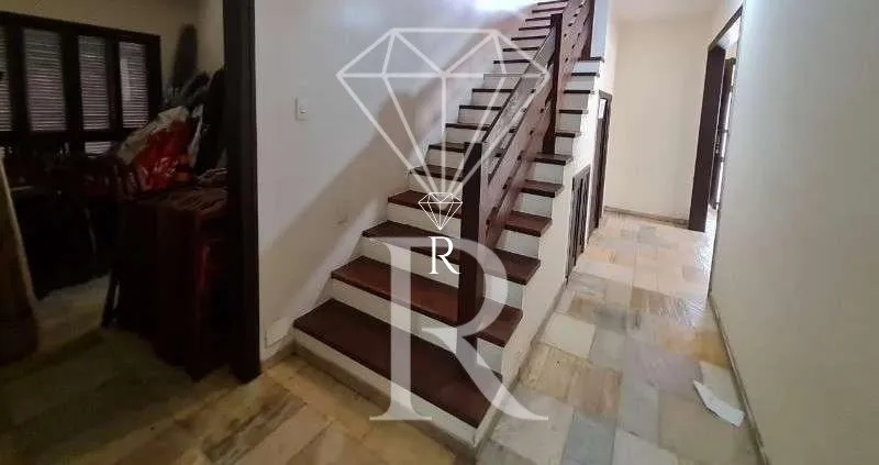 Casa con 5 dormitorios y 4 baños con jardín privado — photo 7