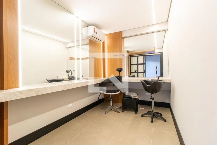 Furnished studio in a building with a coworking space — photo 17