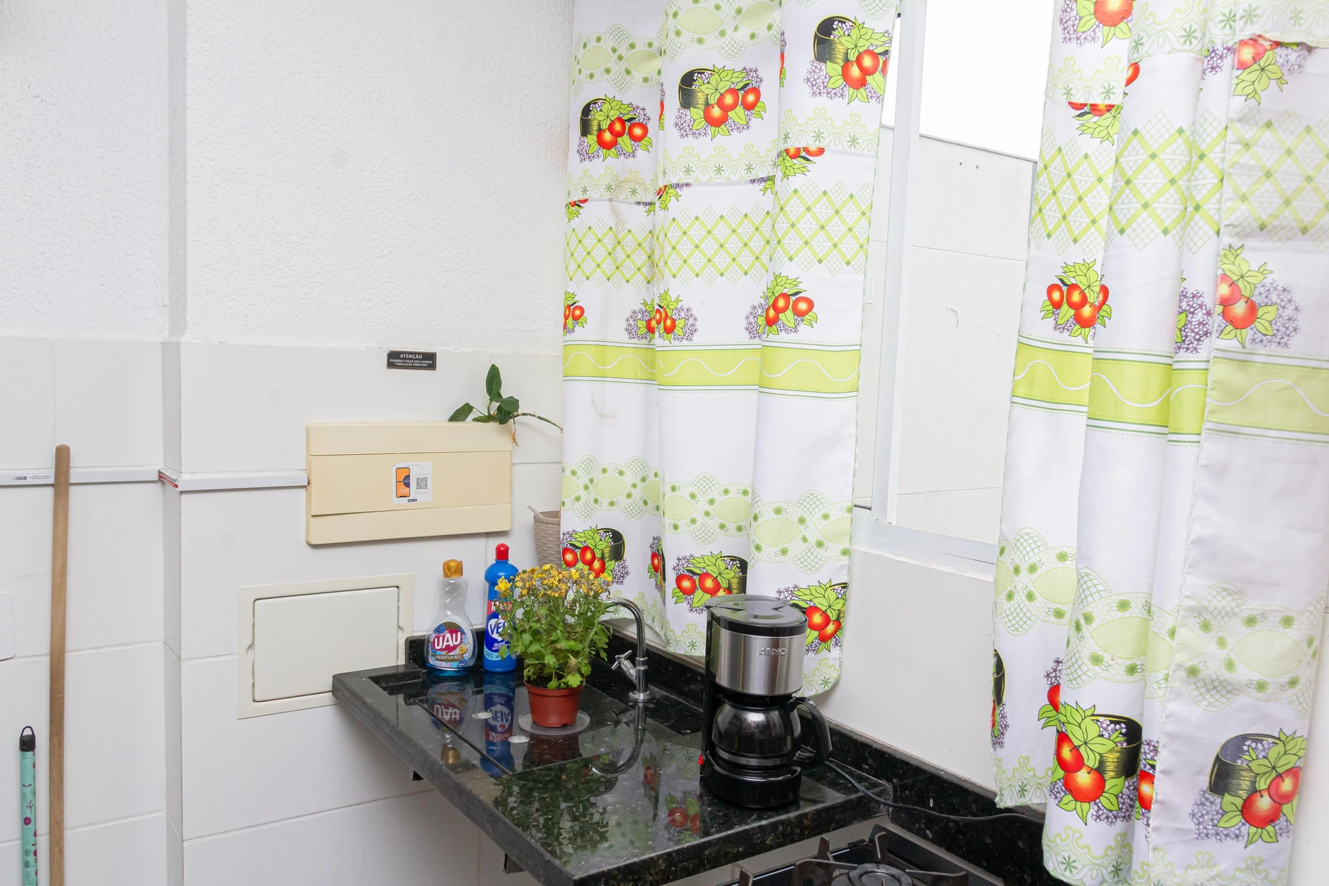 Furnished 2-bedroom apartment with gas open kitchen — photo 36