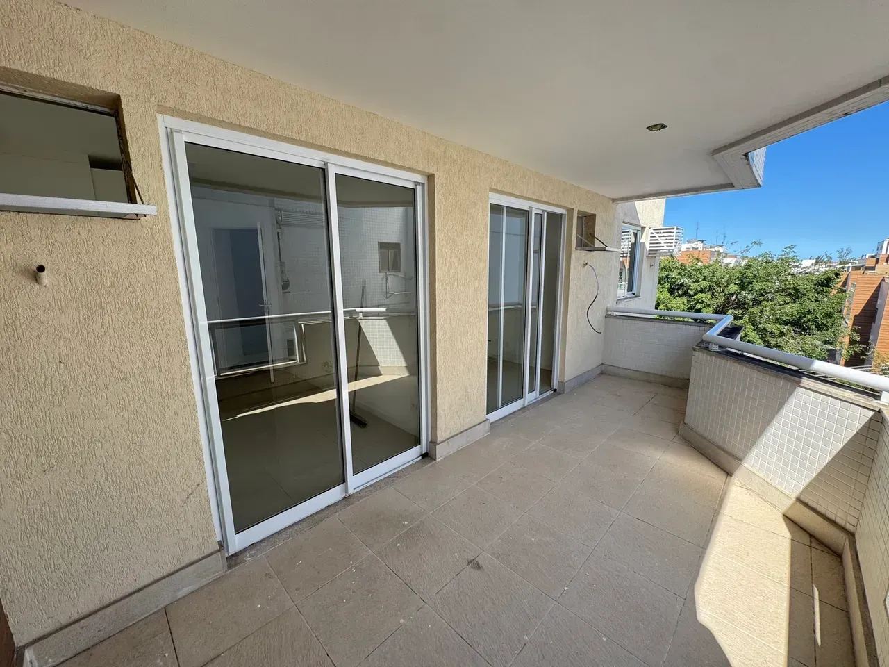3-bedroom apartment with balcony, 180 m² — photo 9