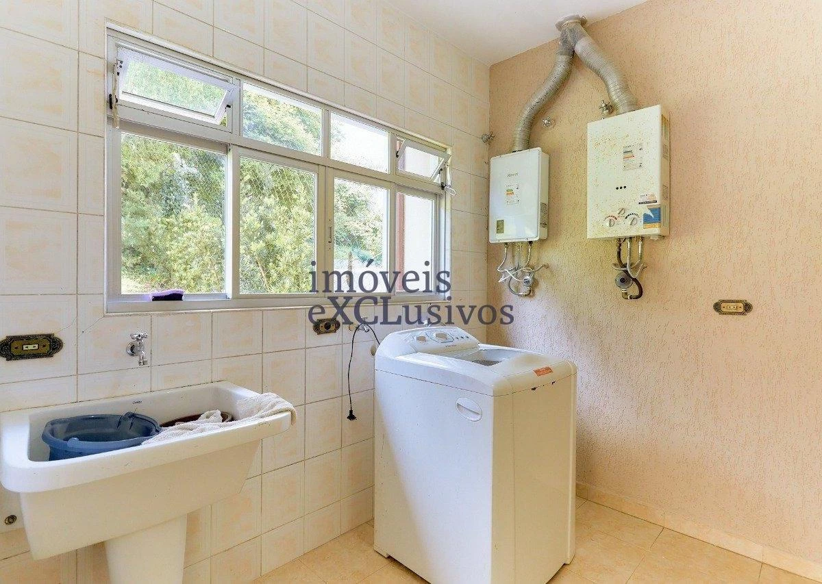 Ванна та 5 спалень: будинок 500 м² — photo 47