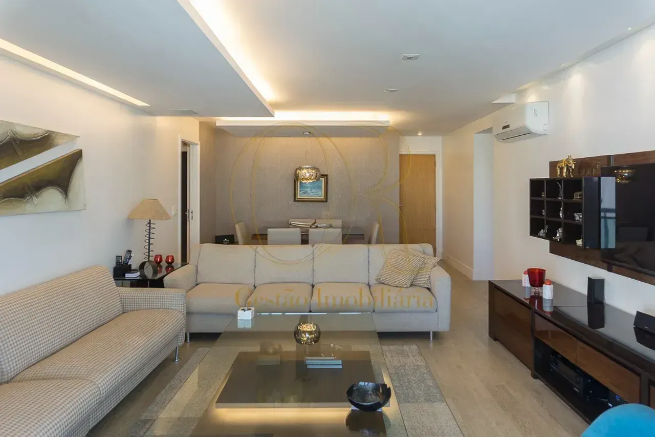 Apartment with 4 bedrooms and a closed gas kitchen — photo 13