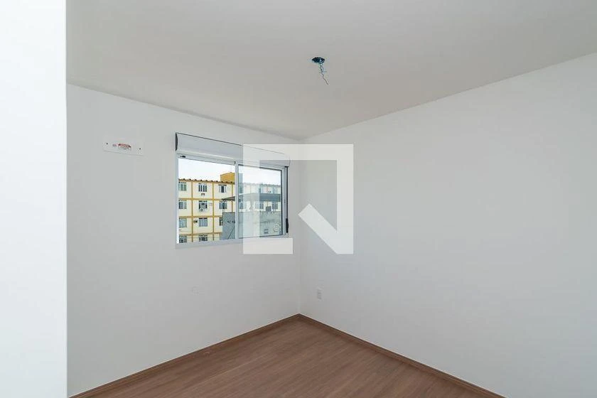 2-bedroom apartment in a building with a pool — photo 6