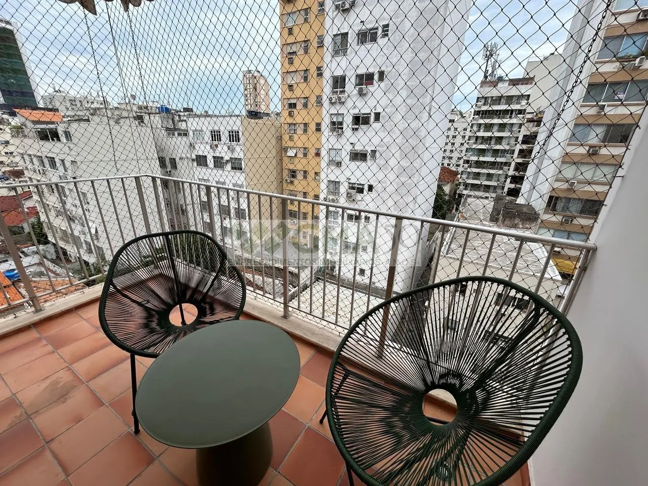 Furnished apartment with 2 bedrooms and 2 bathrooms — photo 19
