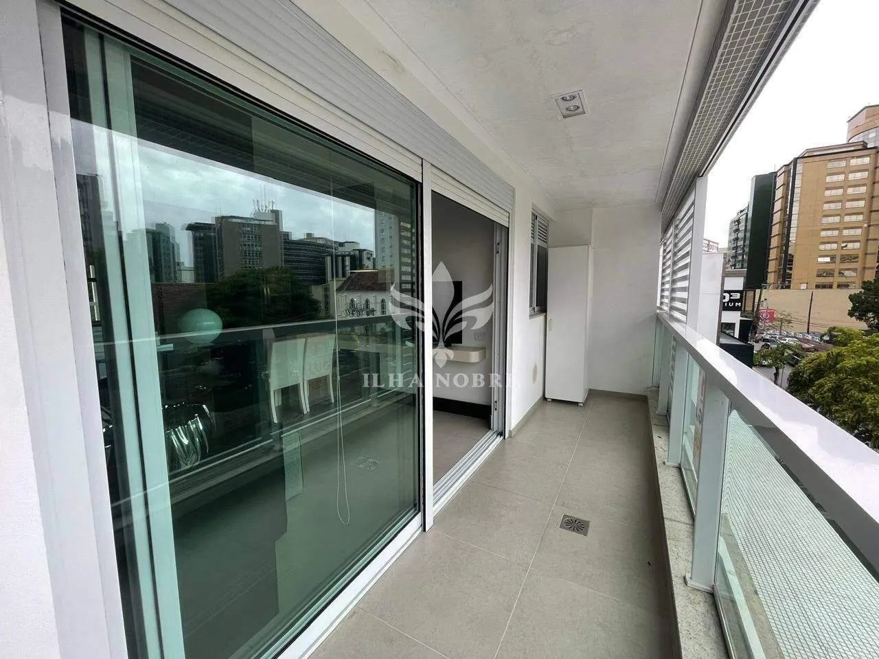 Furnished 70 m² studio with private barbecue — photo 14