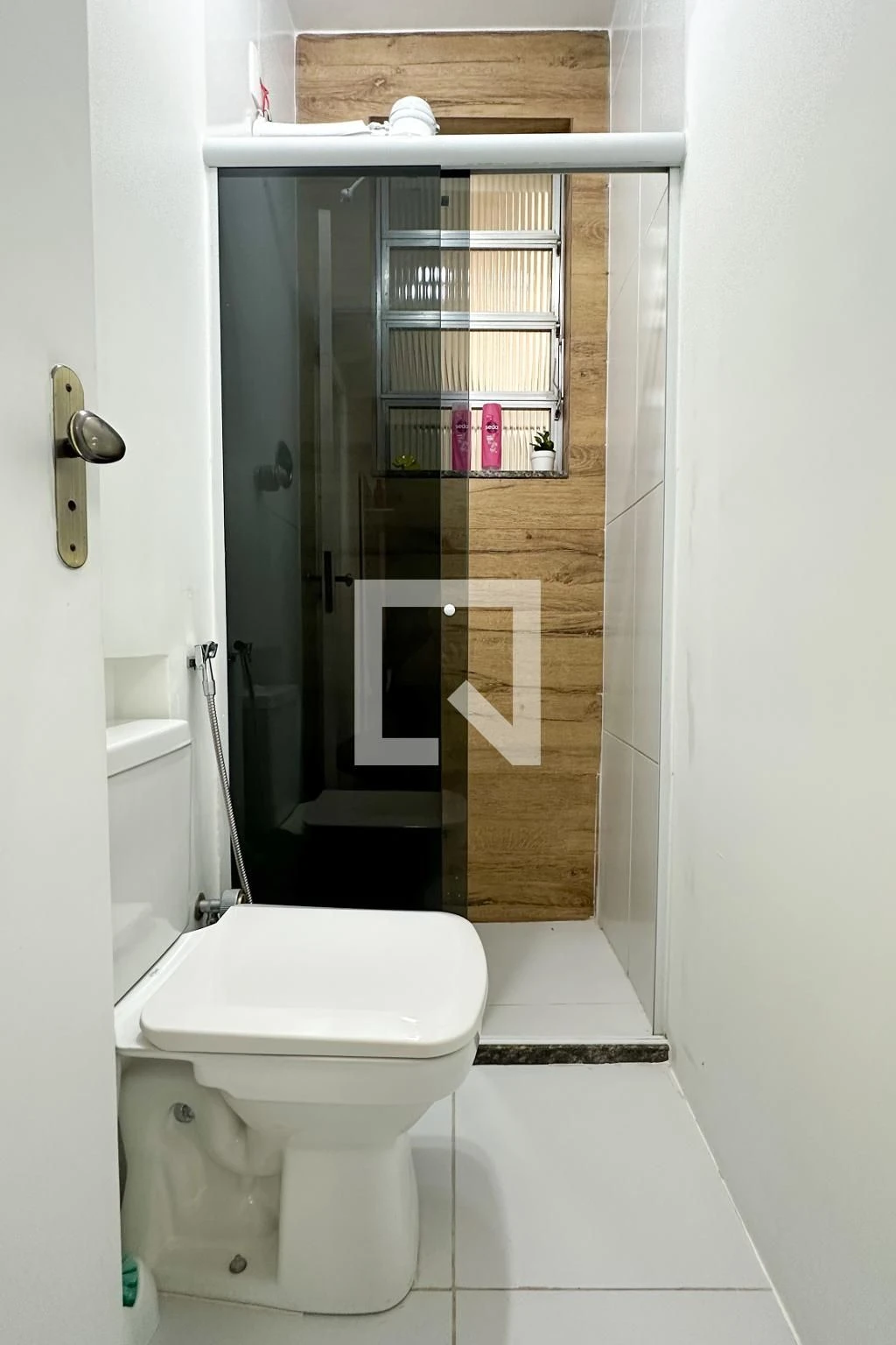 1 quarto e piso de madeira ou laminado: apartamento de 45 m² — photo 20