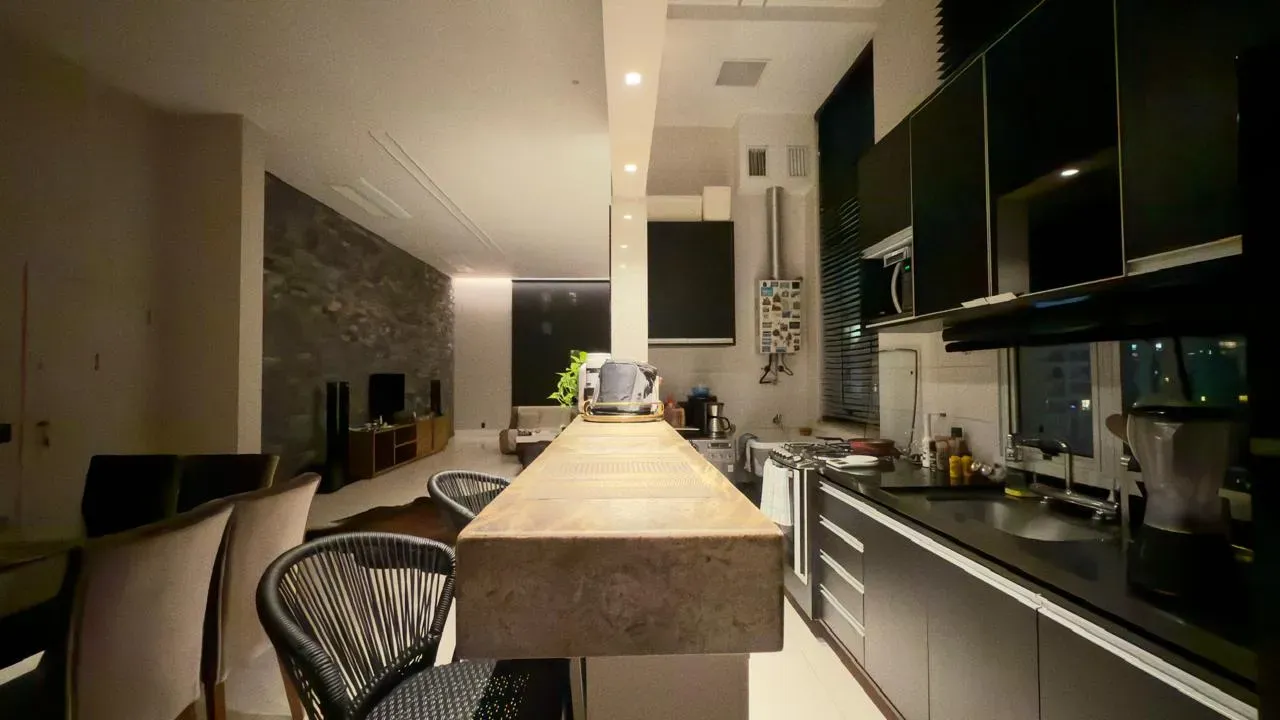Apartment on the 12th floor with a mountain view — photo 7