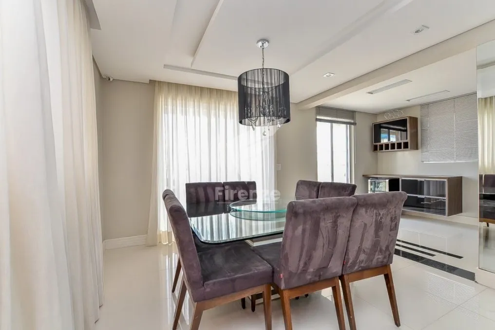 Furnished 352 m² apartment with 3 en-suite bedrooms — photo 34