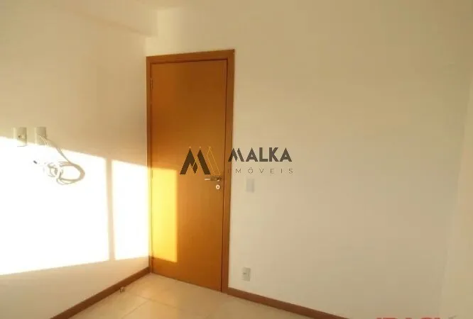 337 m² unfurnished apartment with 3 en-suite rooms — photo 29