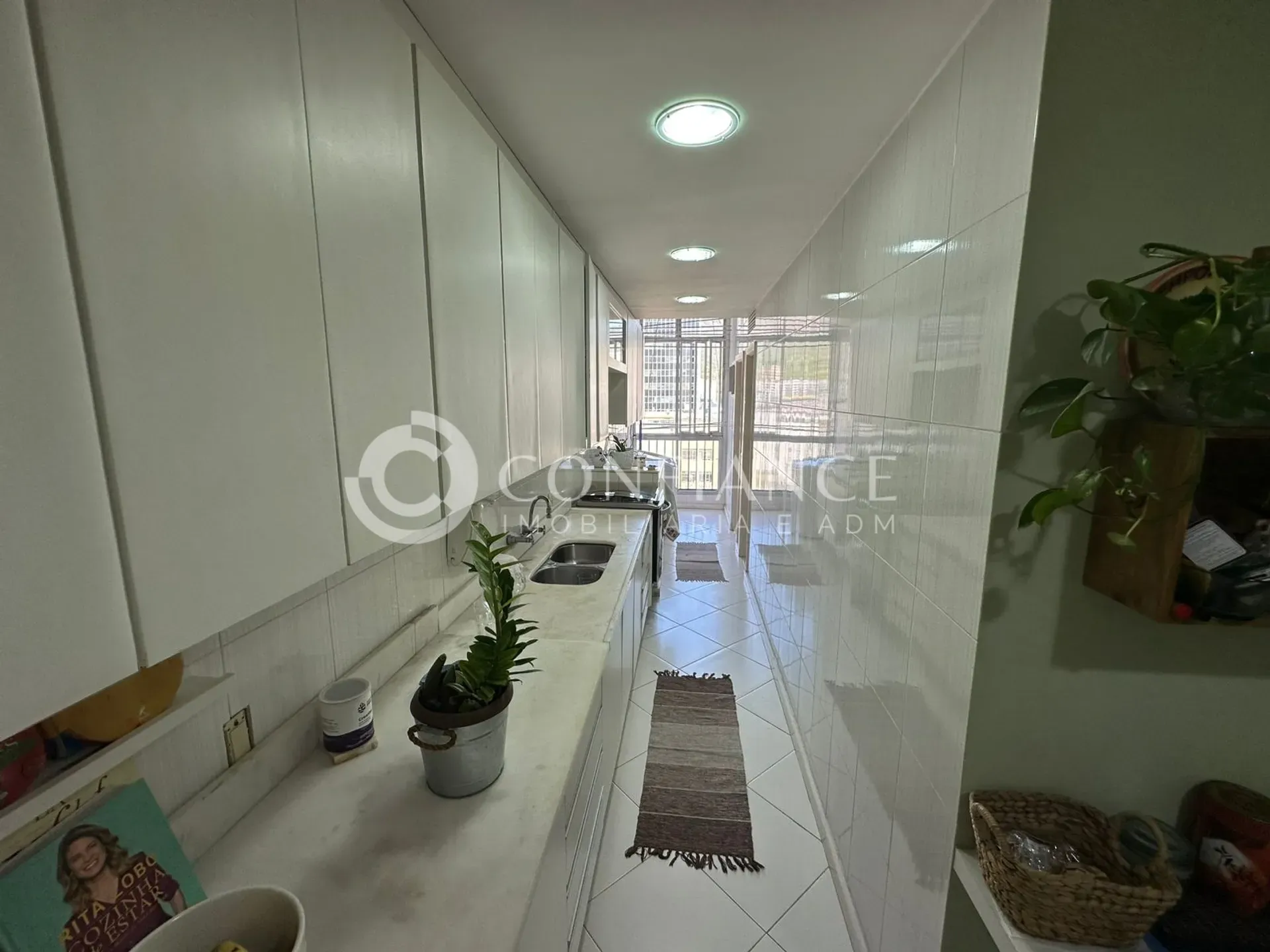 Furnished apartment with a real desk and 3 bedrooms — photo 20