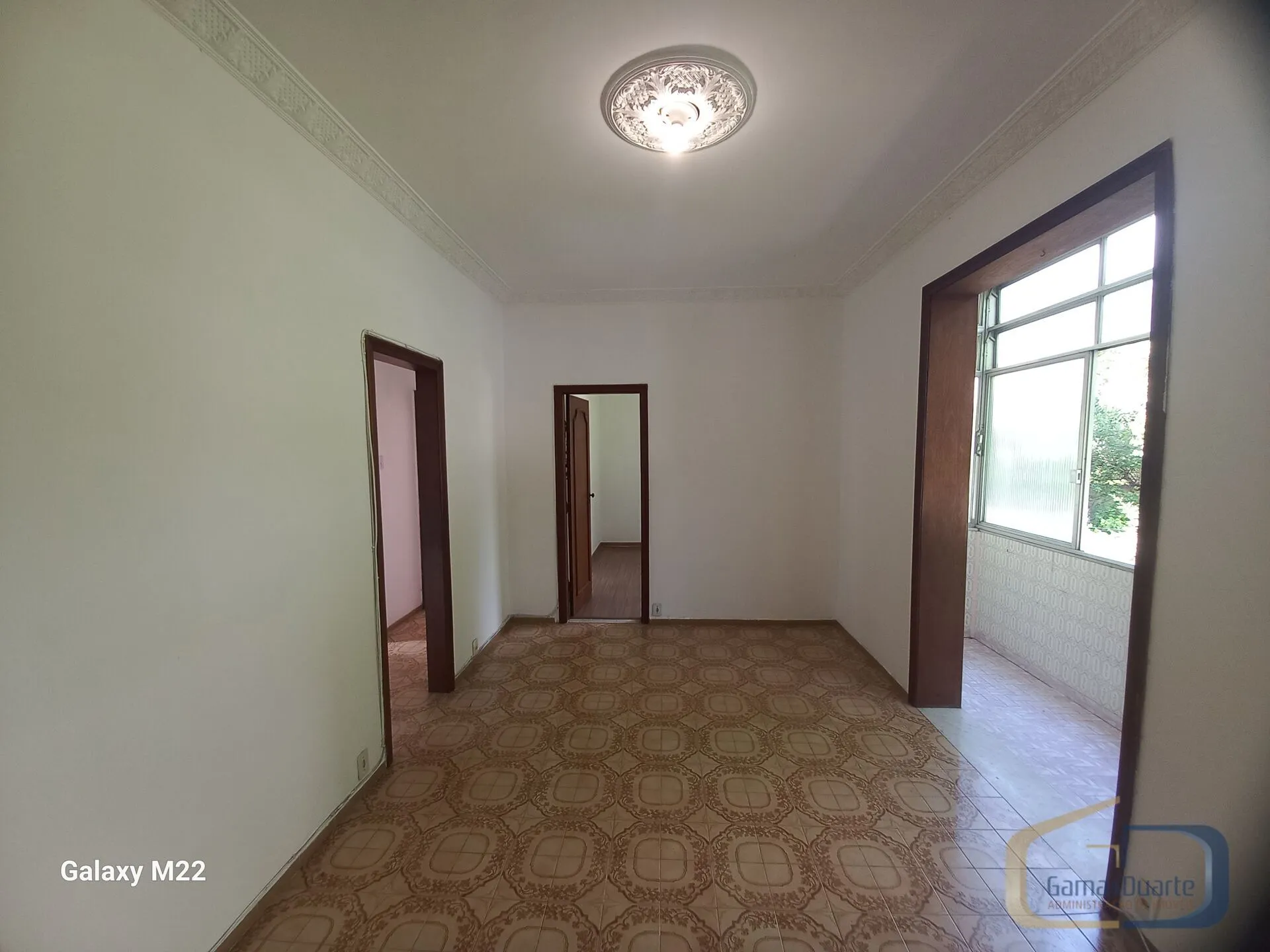 Квартира 70 м² з 2 спальнями та 1 ванною — photo 2