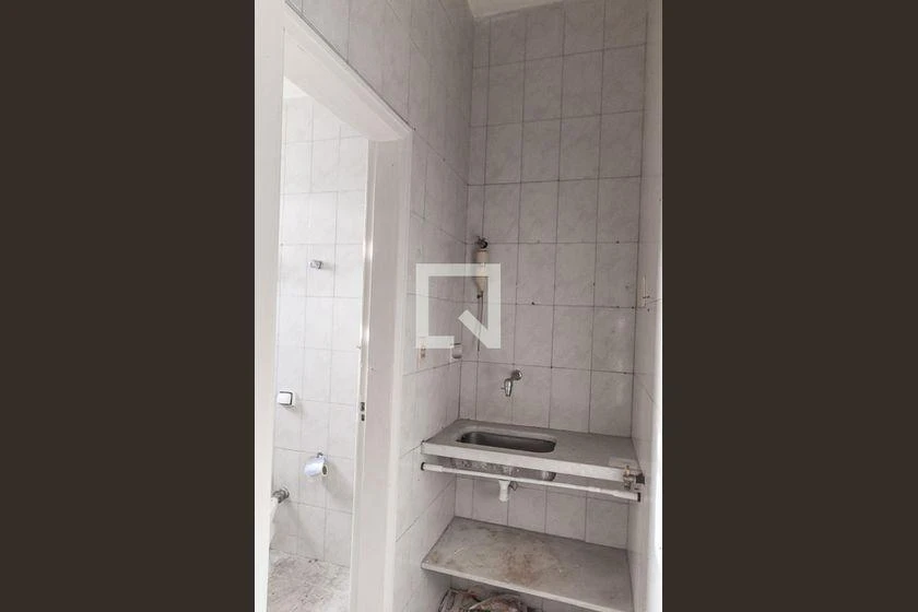 Apartment, 25 m², with wood or laminate floors — photo 16