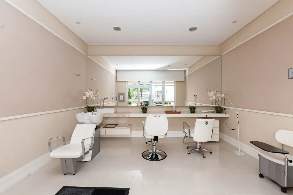 Furnished 158 m² apartment with 3 bedrooms and 5 bathrooms — photo 61