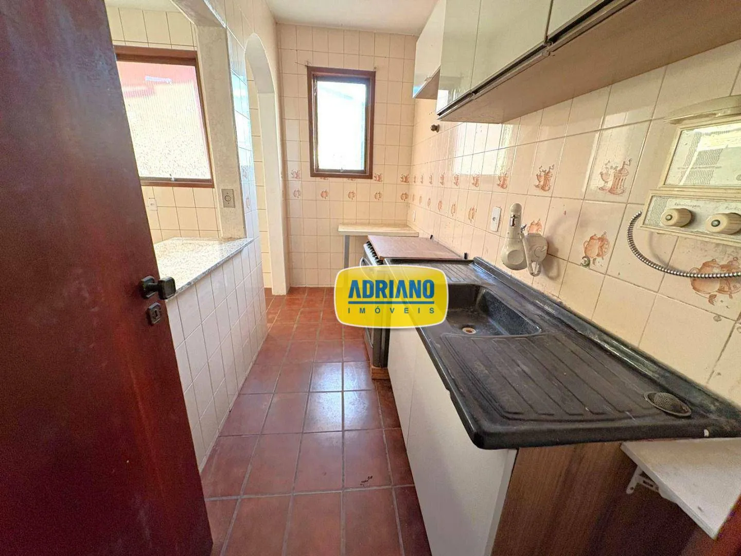 House with 5 bedrooms and 4 parking spaces, 400 m² — photo 16