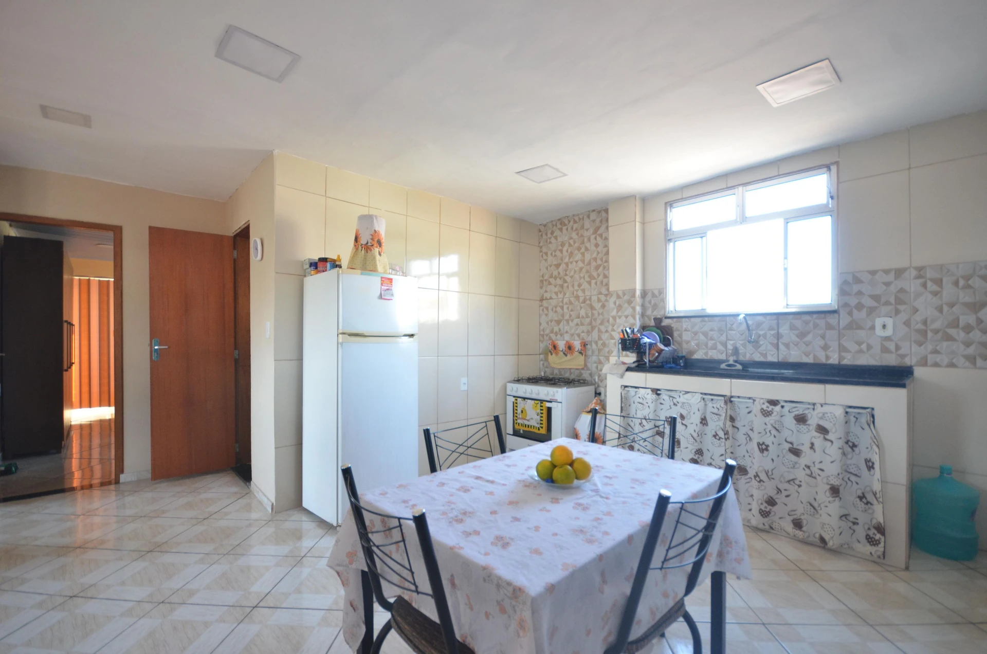 Apartamento com 3 quartos e varanda com área de trabalho — photo 36