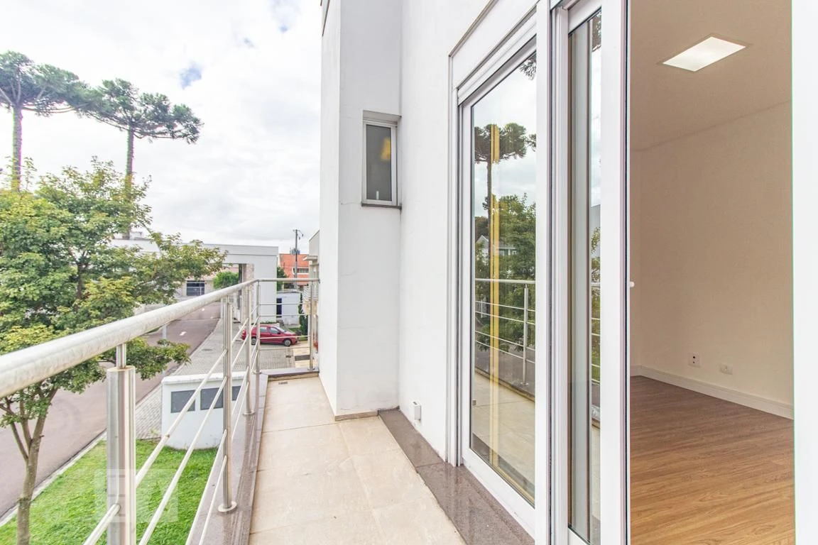 Furnished house, 220 m², with a grill on the balcony — photo 10