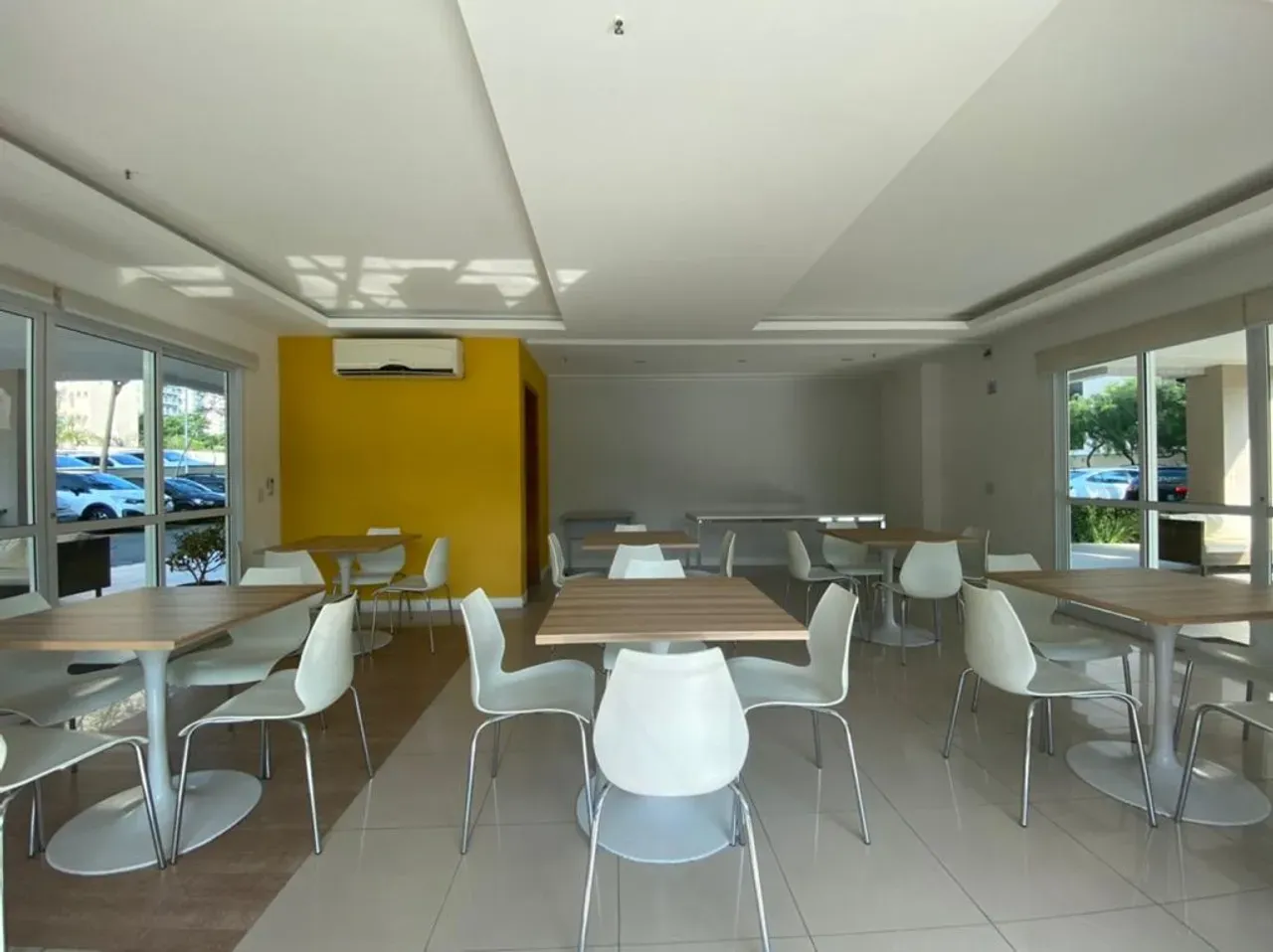 Apartment, 69 m², with a glass-enclosed balcony — photo 25