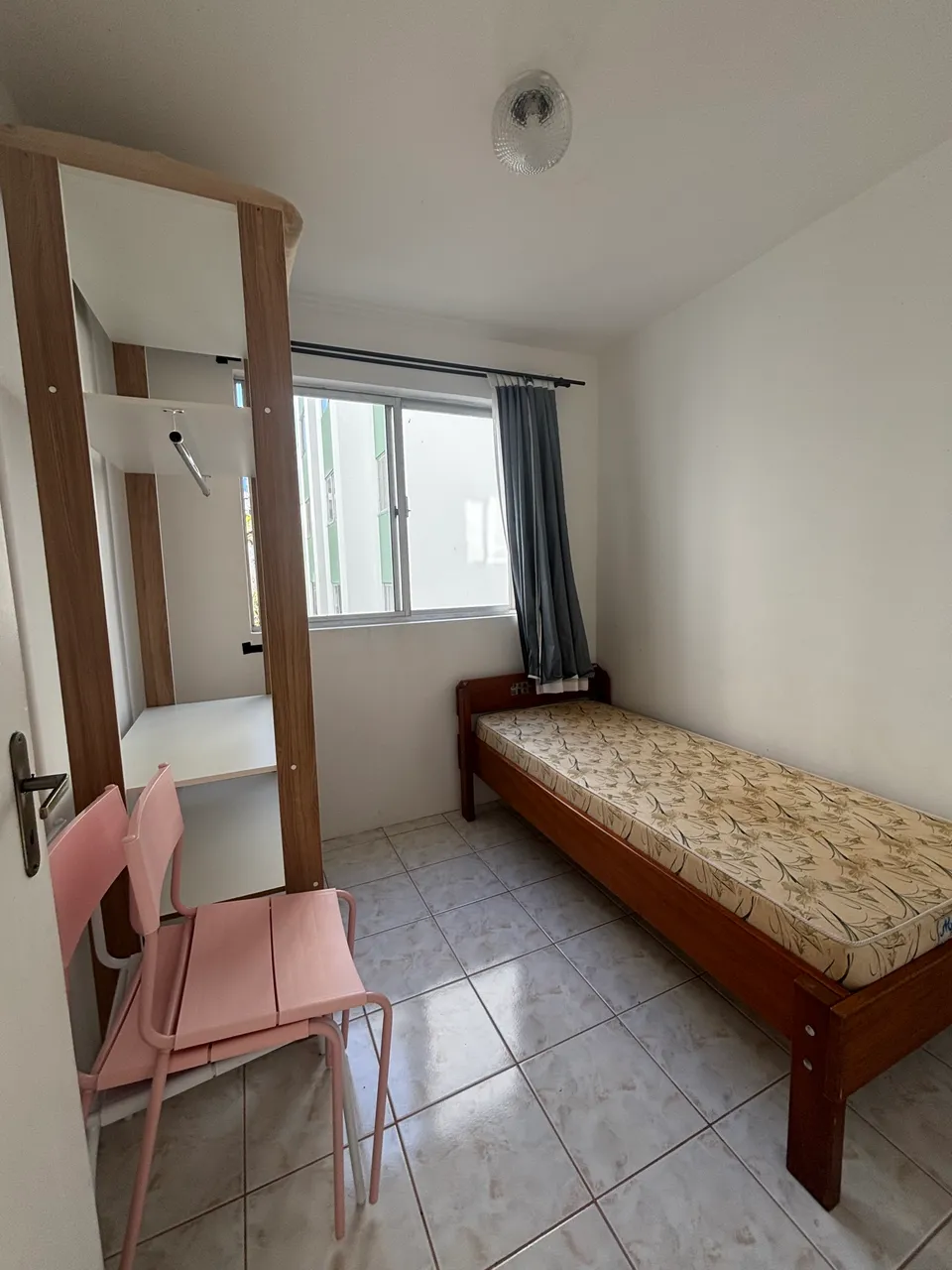 Unfurnished 2-bedroom apartment with separate kitchen — photo 10