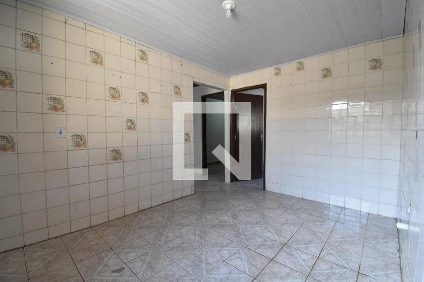 3-bedroom house with a washing machine in Curitiba — photo 4