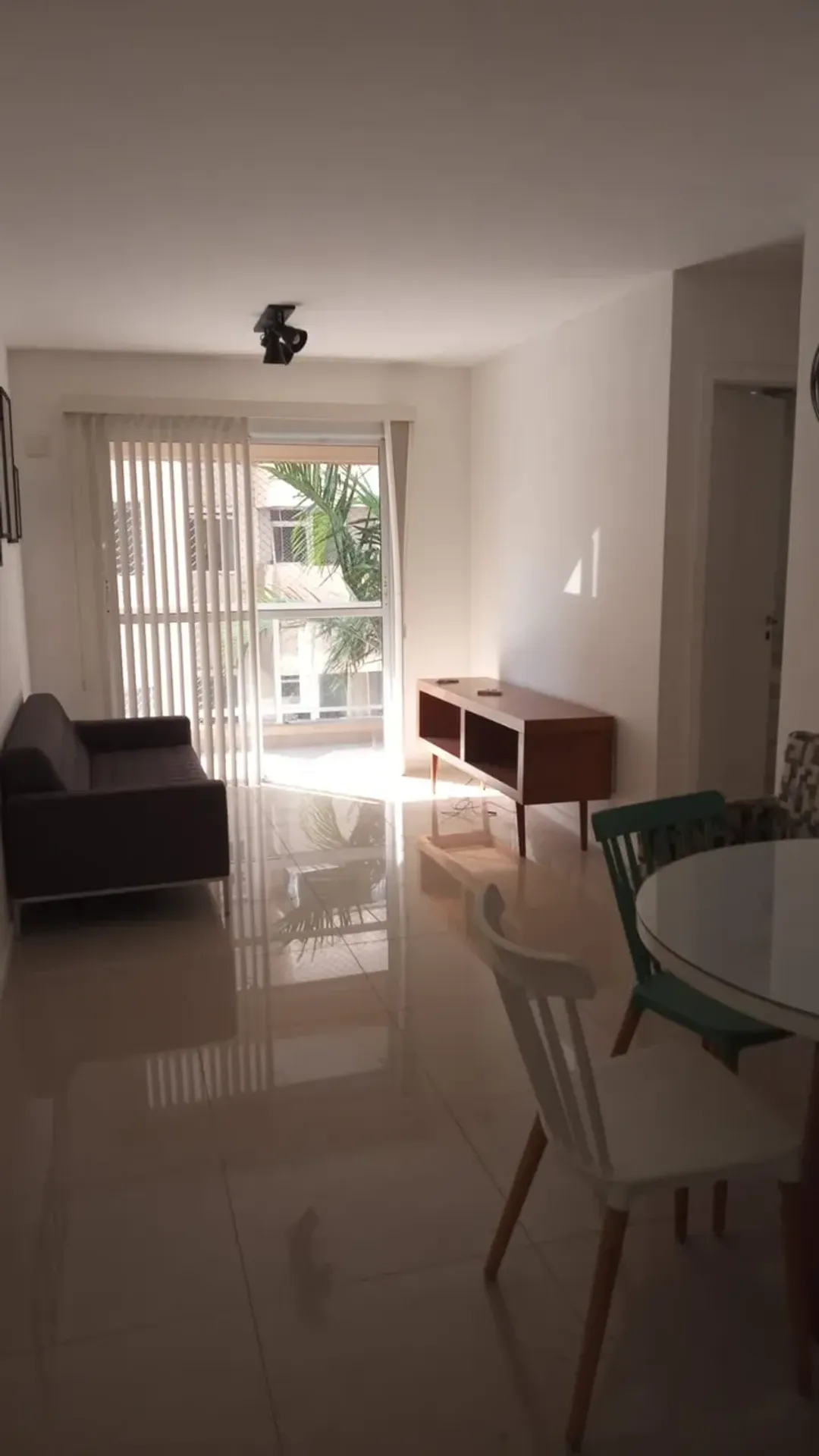 Furnished apartment with 3 bedrooms and 2 bathrooms — photo 20