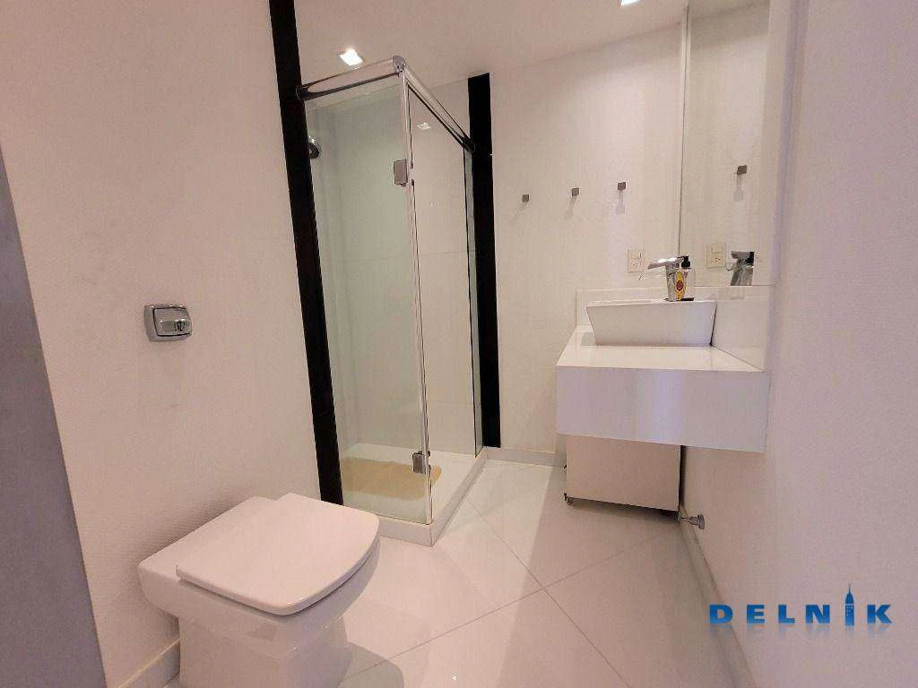 Apartamento com 3 quartos de 156 m² e vista cidade/montanhas — photo 10