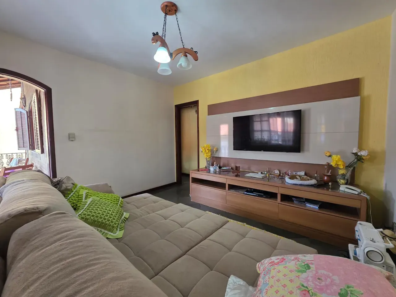 Furnished house for rent with 2 bedrooms and 1 bathroom — photo 2