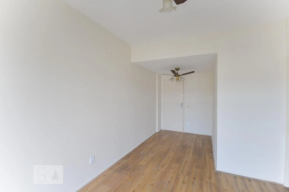 3-bedroom apartment with a mountain view — photo 30