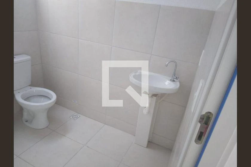 Apartamento de 2 quartos com cozinha fechada e 45 m² — photo 26