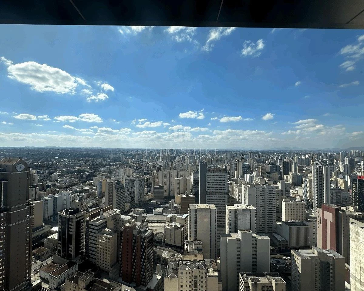 2-bedroom apartment with a bathtub in Curitiba — photo 35