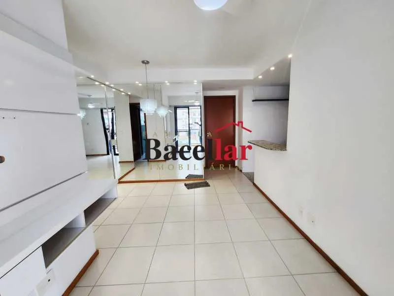2-bedroom apartment with a washing machine in Rio de Janeiro — photo 8