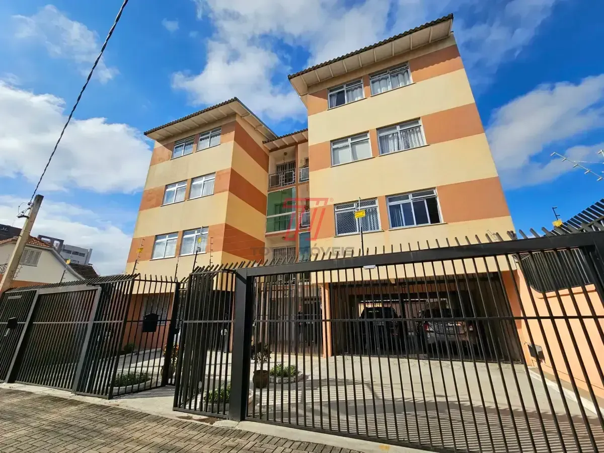 Квартира з 3 спальнями 98 м² і балконом — photo 31