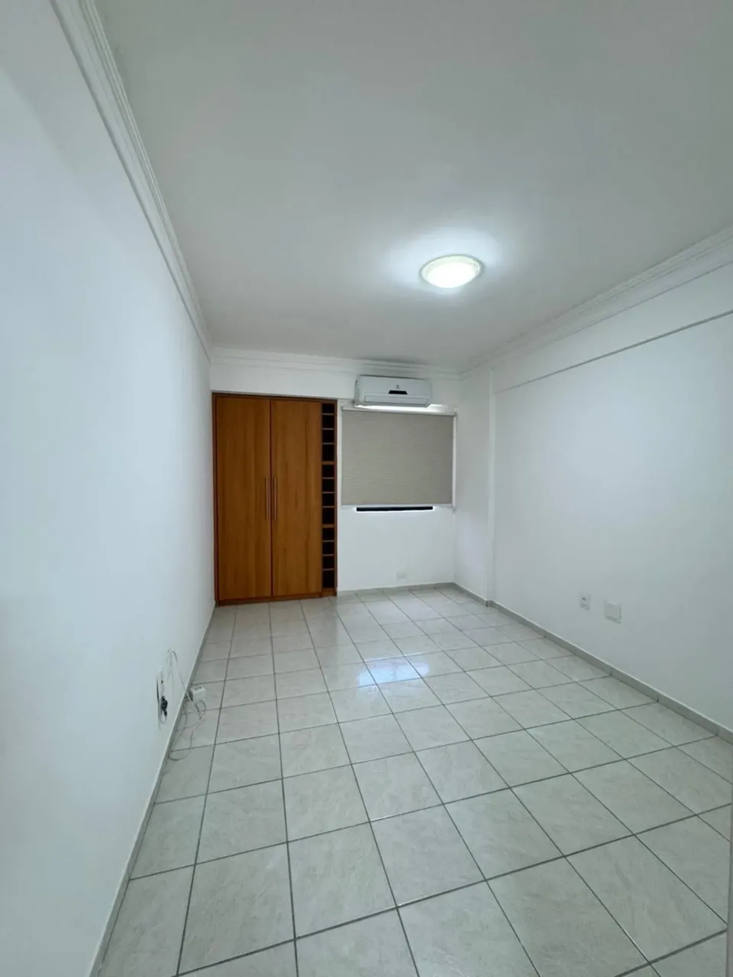 127 m² apartment with a separate kitchen and 3 bedrooms — photo 4