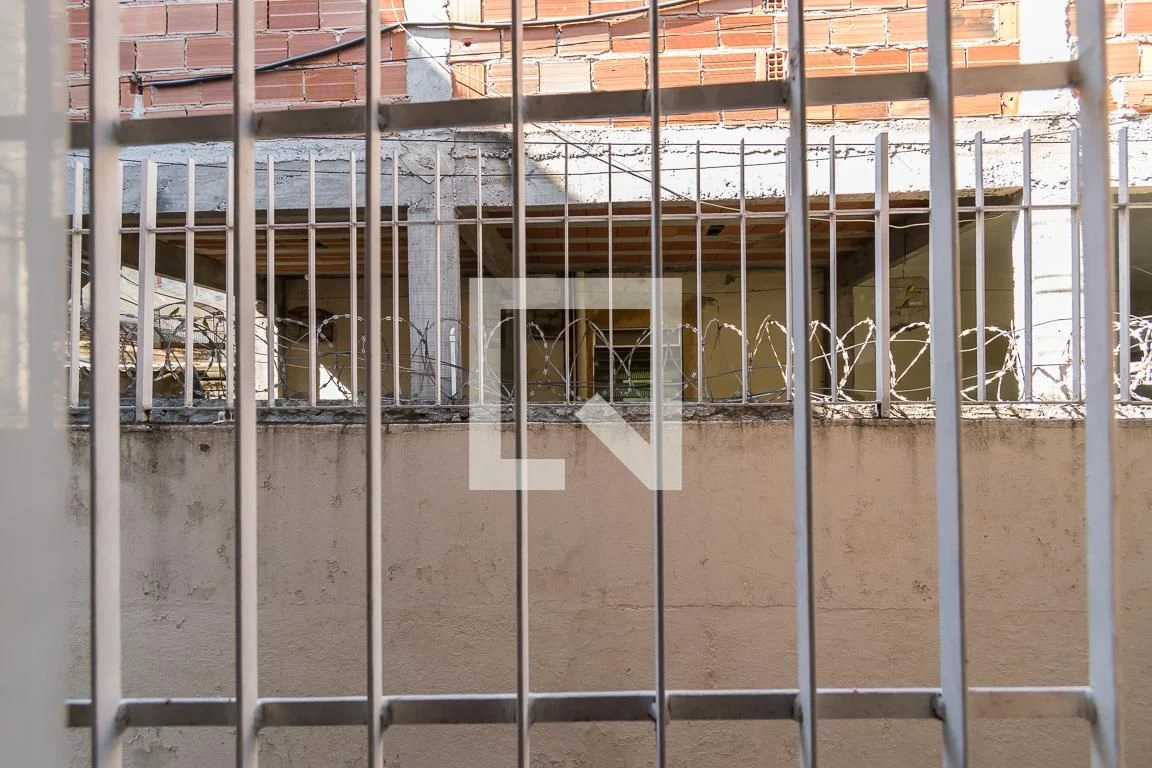 Casa para locação com 3 quartos, 2 banheiros e 1 vaga — photo 4