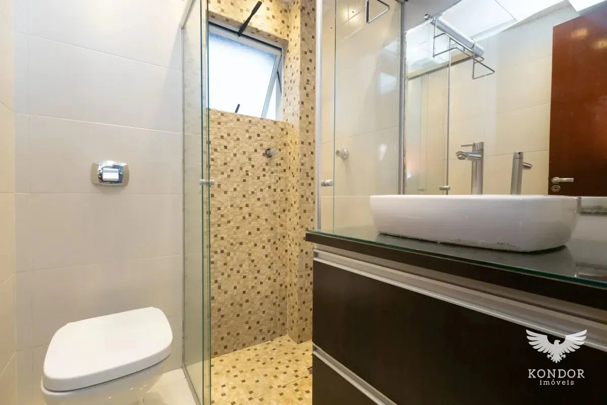 Apartamento com varanda envidraçada, Santa Felicidade — photo 12