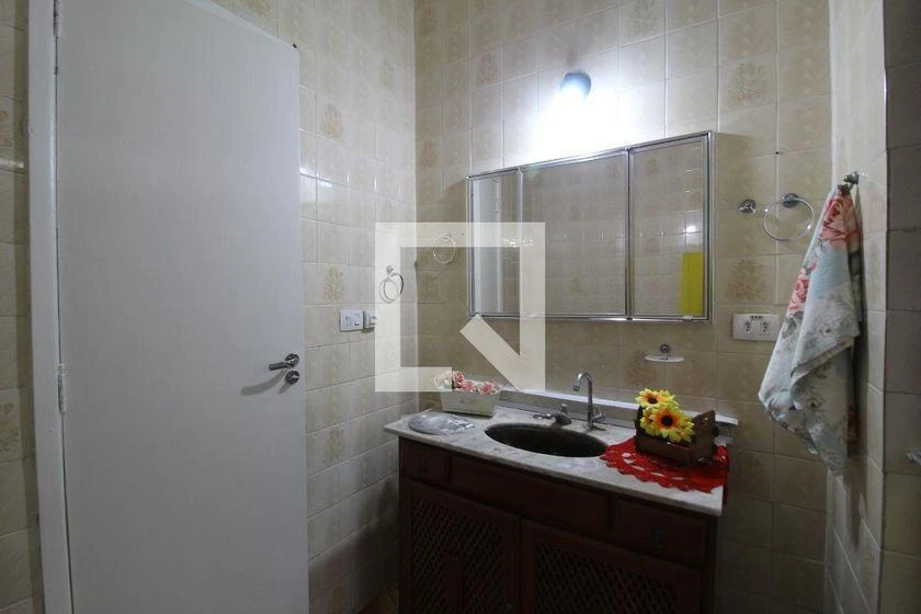 Casa de 3 dormitorios, 1 con baño propio, 545 m² — photo 34