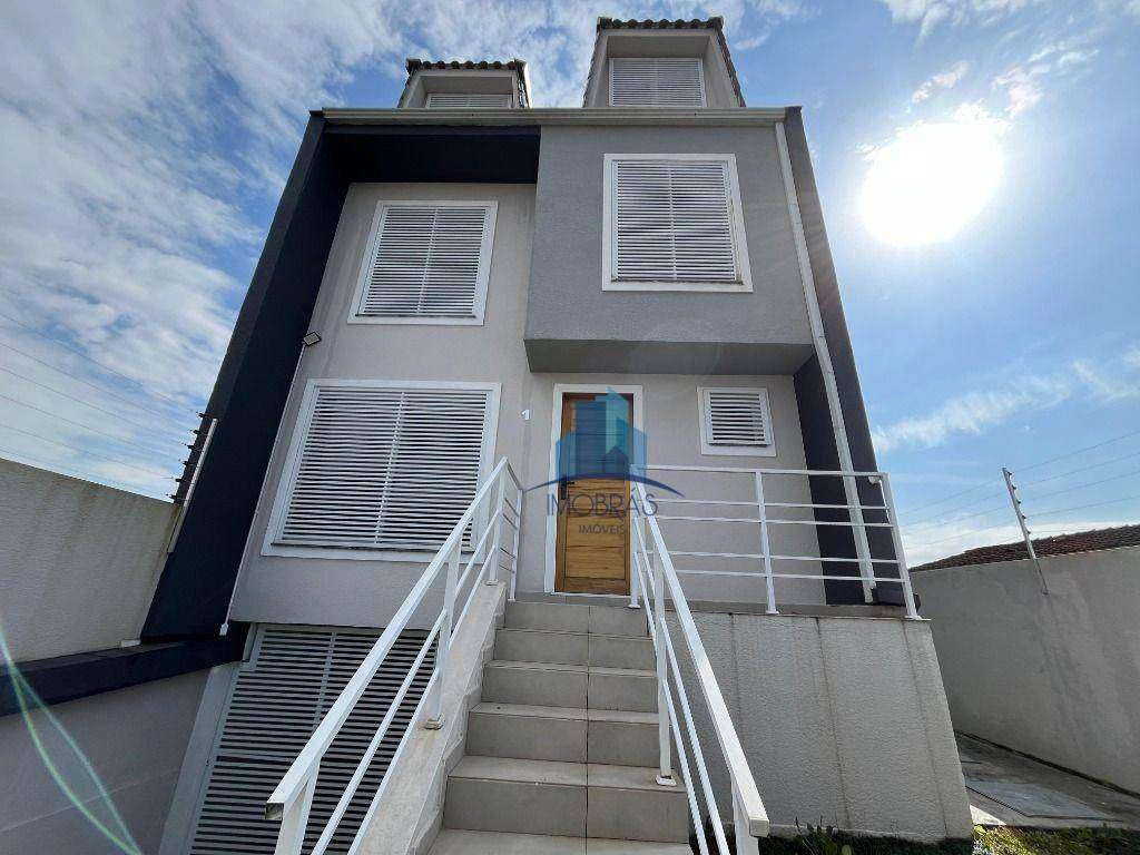 200 m² townhouse with 4 bedrooms and a home office nook