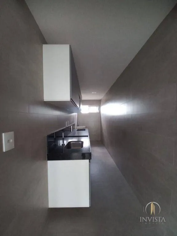 4 en-suite apartment with a balcony, 145 m² — photo 23