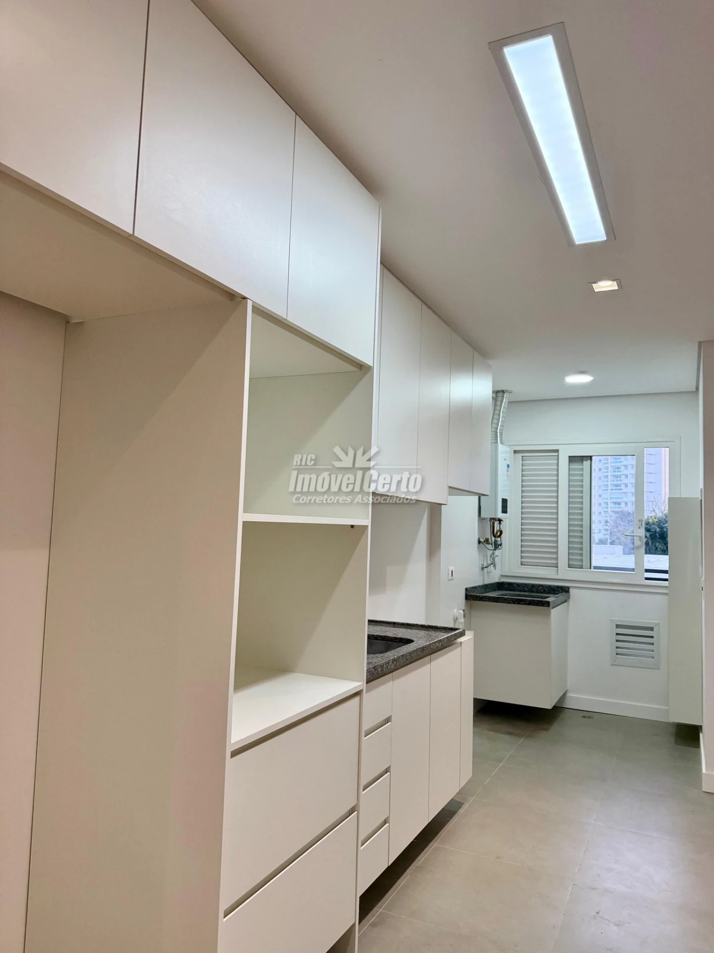 3-bedroom 87.14 m² apartment with 1 parking spot — photo 19