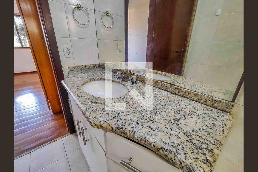 112 m² apartment with 3 bedrooms, 1 suite and 2 parking — photo 37