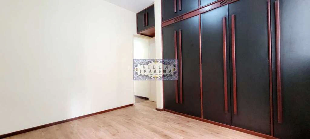 129 m² apartment with 3 bedrooms and a balcony — photo 18