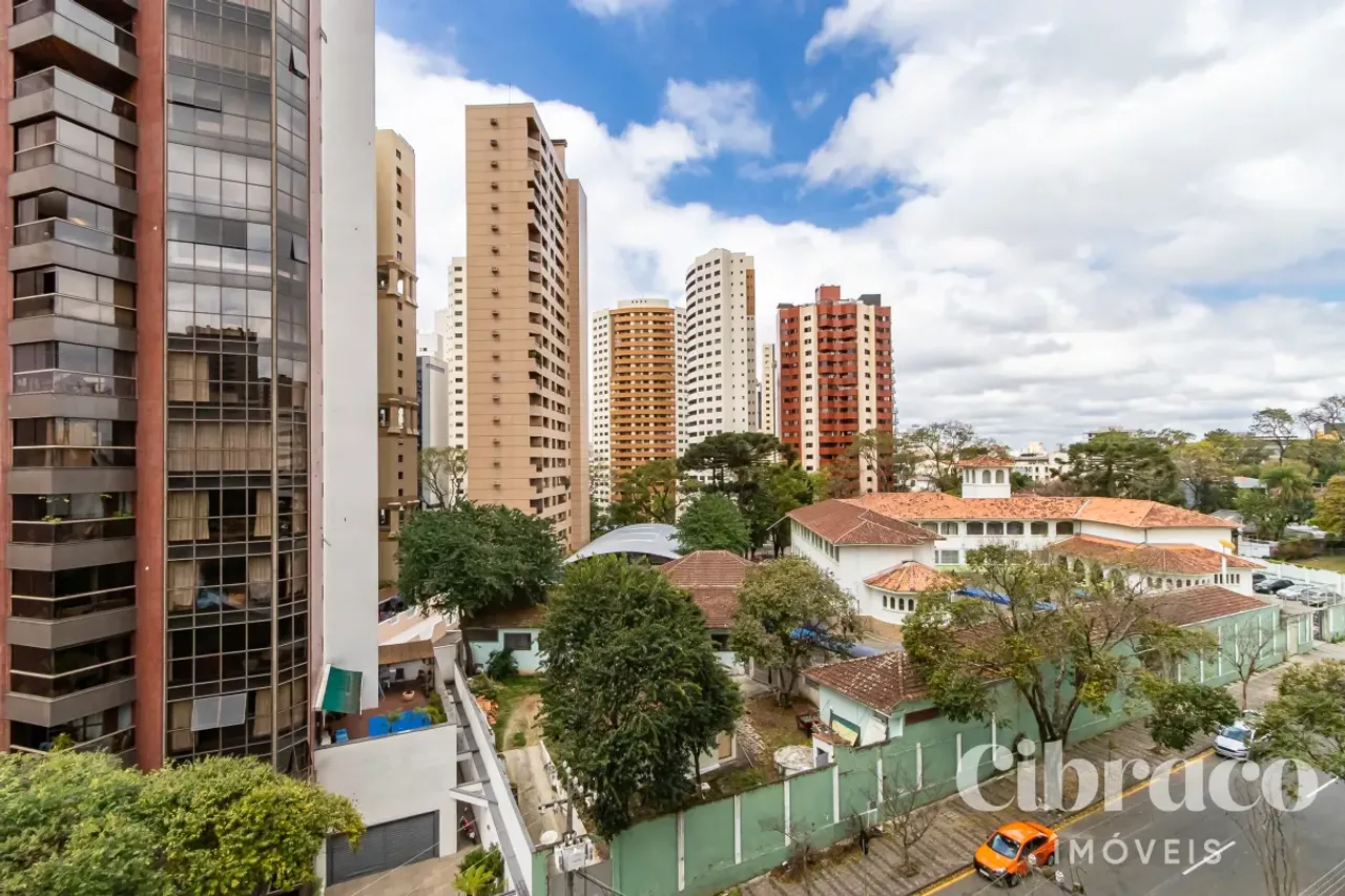 Apartamento sem mobília com 4 quartos e 371 m² — photo 19