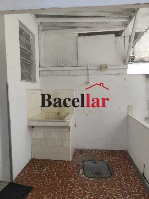 Casa, 130 m², com piso de madeira ou laminado — photo 3