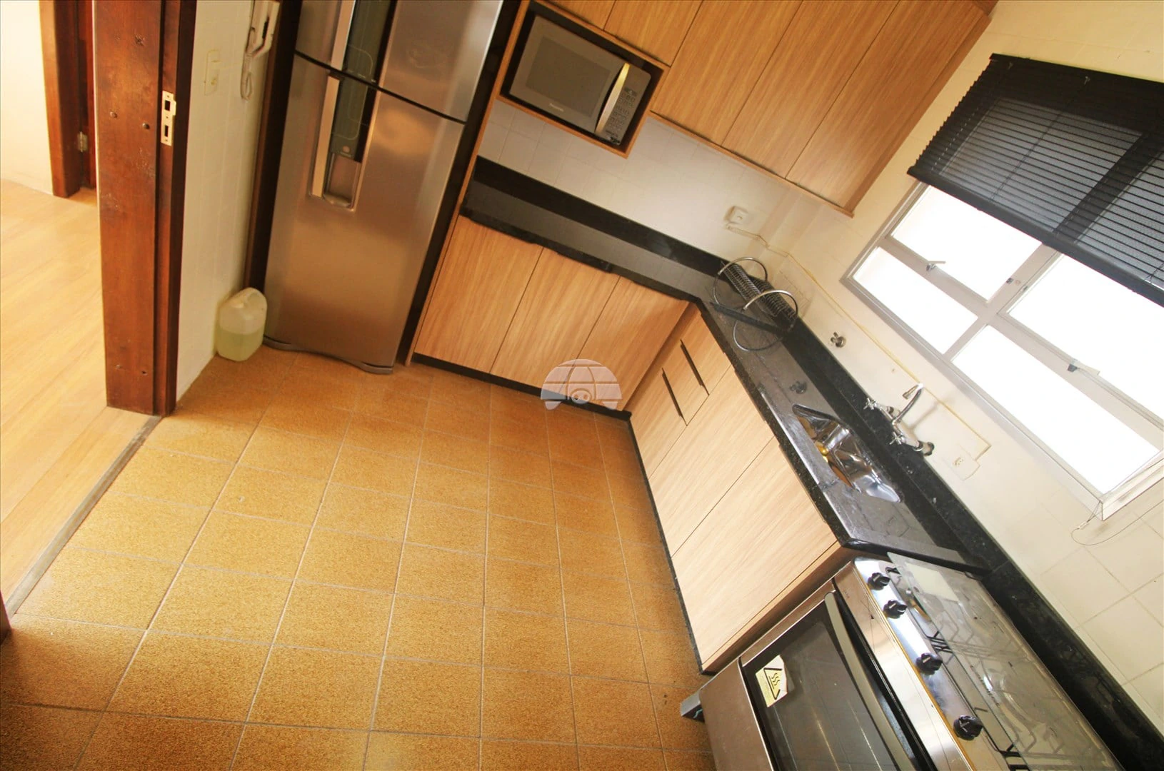 75 m² apartment with a washing machine and a walk-in closet — photo 3