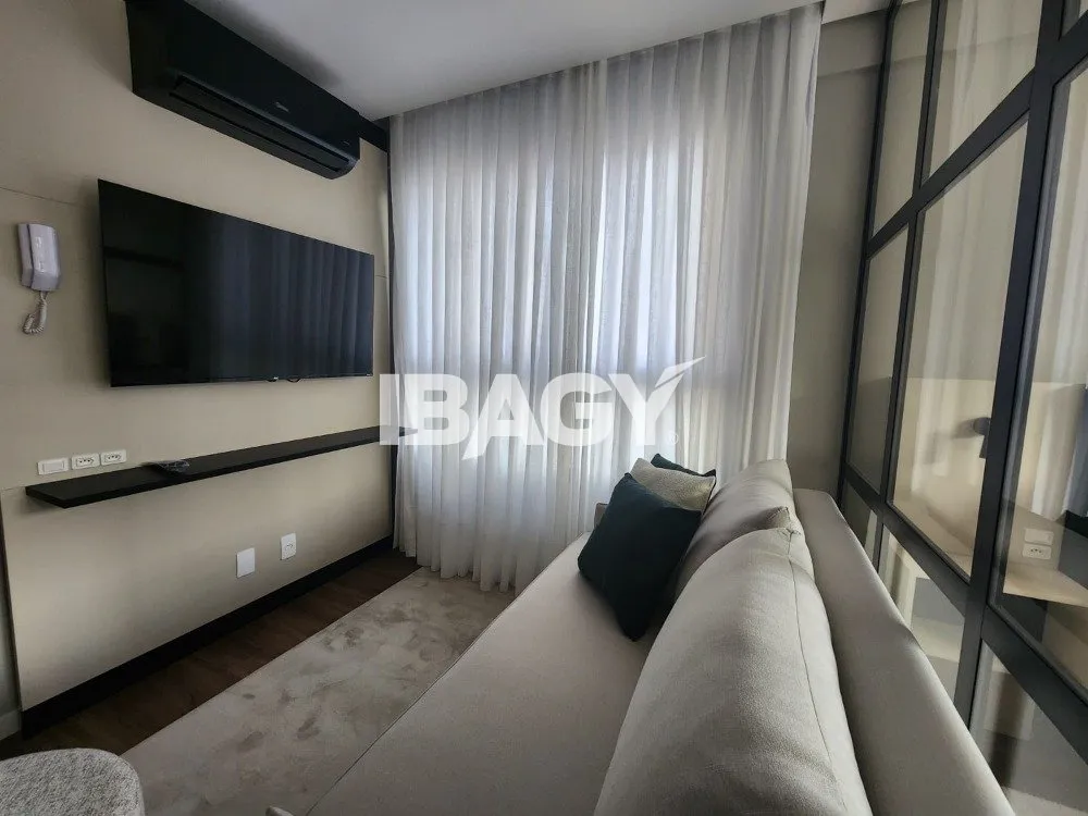 Furnished 40 m² studio with 1 bedroom and 1 bathroom — photo 2