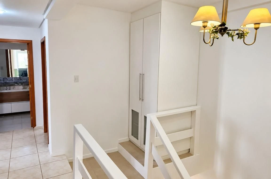 House, 207 m², with a water view — photo 42