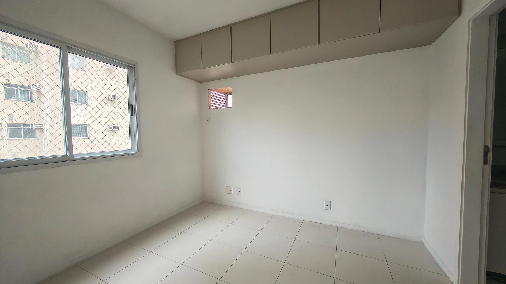 Apartment, 87 m², with a jacuzzi — photo 21