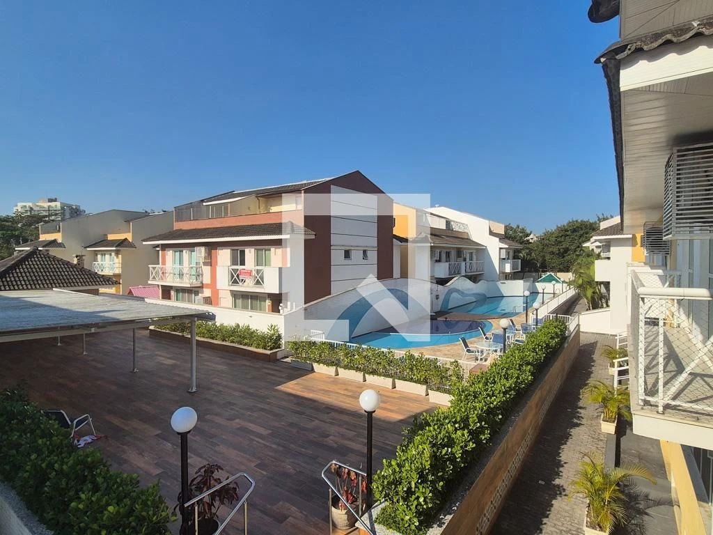 Casa de 4 dormitorios con balcón y 3 plazas de parking — photo 17