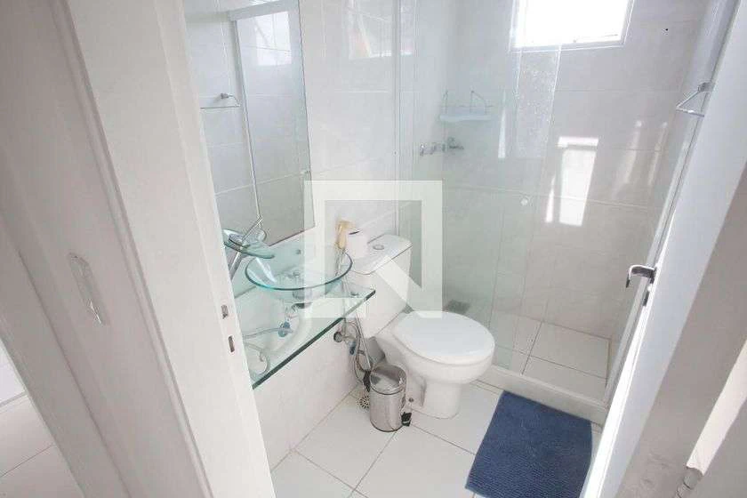 Departamento de 2 dormitorios con balcón cerrado con vidrio — photo 28